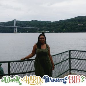 Meet your Posher, Mandisa